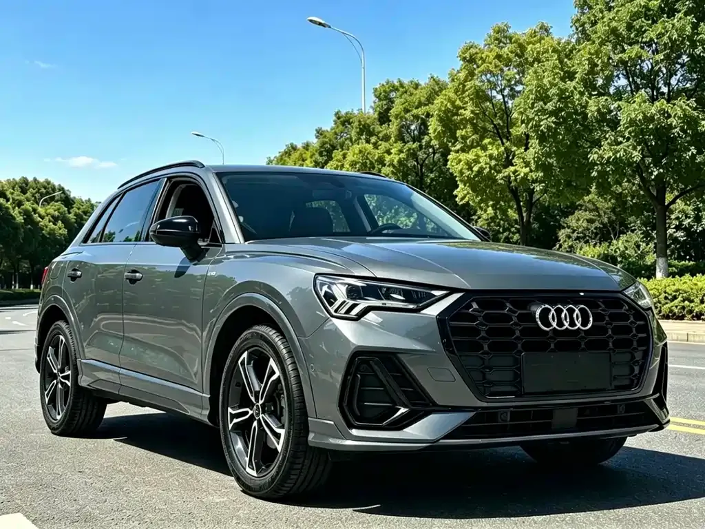 Audi Q3 — фото 8