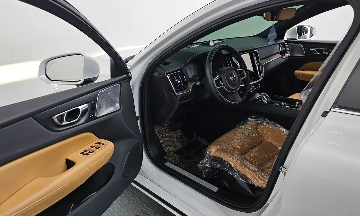 Volvo S60 2022 из KR, фото 9