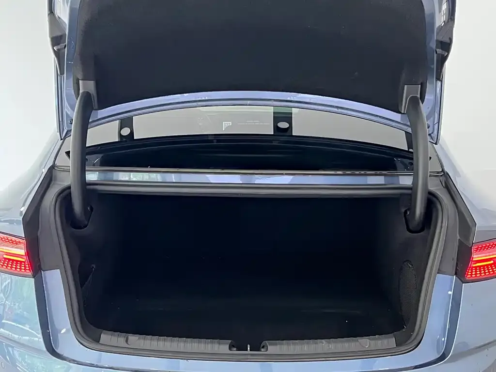 BYD Seal — фото 7