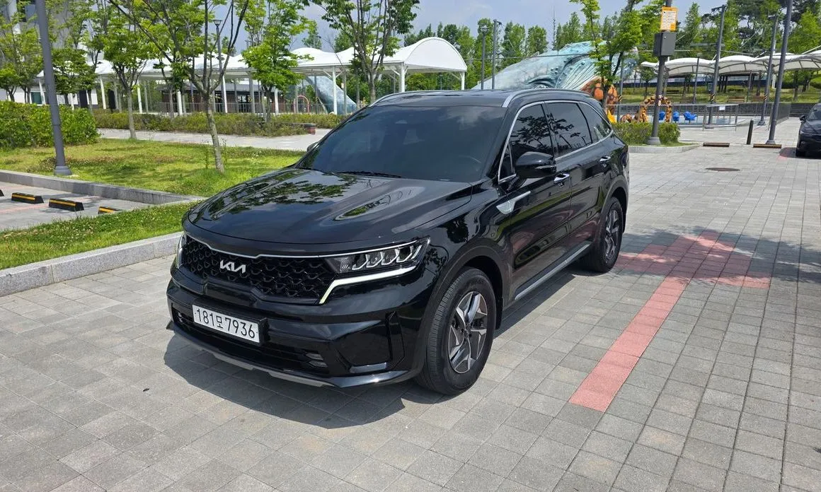 Kia Sorento — фото 6