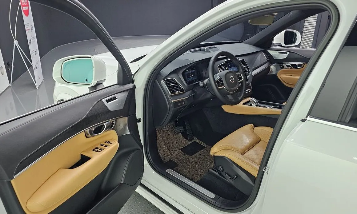 Volvo XC90 2023 из KR, фото 5