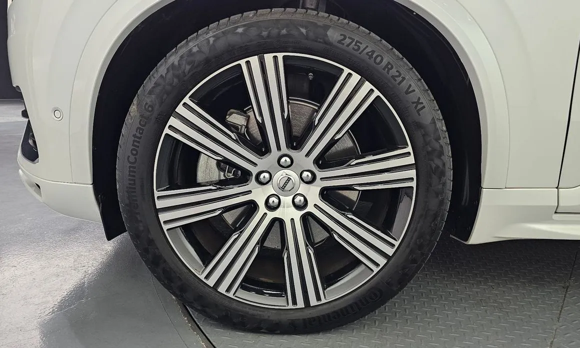 Volvo XC90 2023 из KR, фото 8