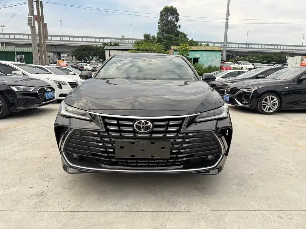 Toyota Avalon 2023 из CN, фото 5