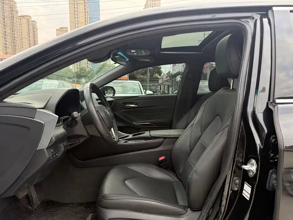 Toyota Avalon 2023 из CN, фото 3