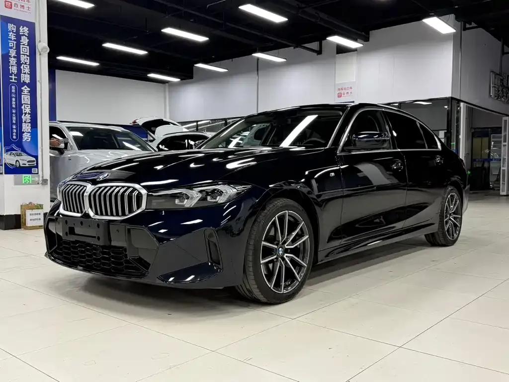 BMW 3 Series 2023 из CN, фото 1