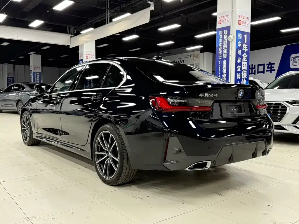 BMW 3 Series 2023 из CN, фото 6