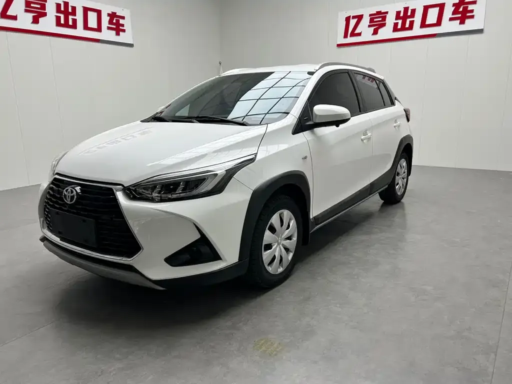 Toyota Yaris L