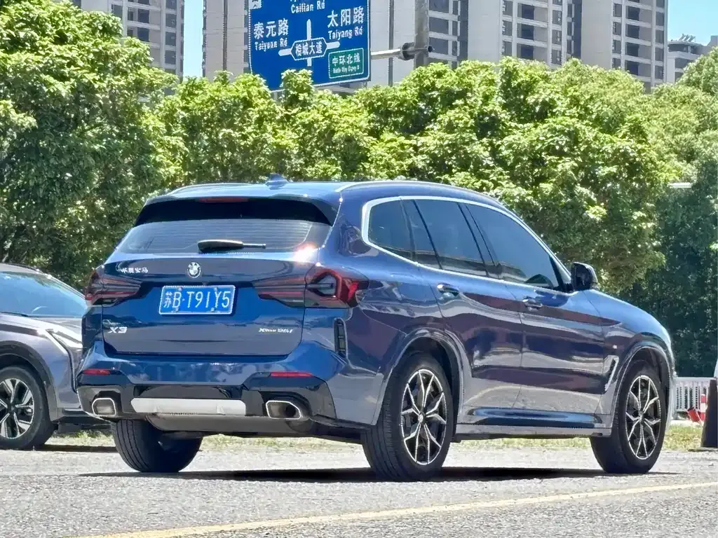 BMW X3 — фото 9