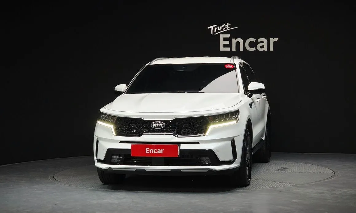 Kia Sorento — фото 10