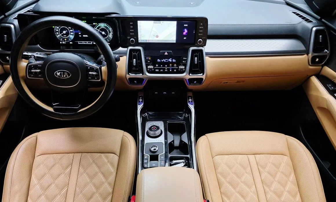 Kia Sorento — фото 6