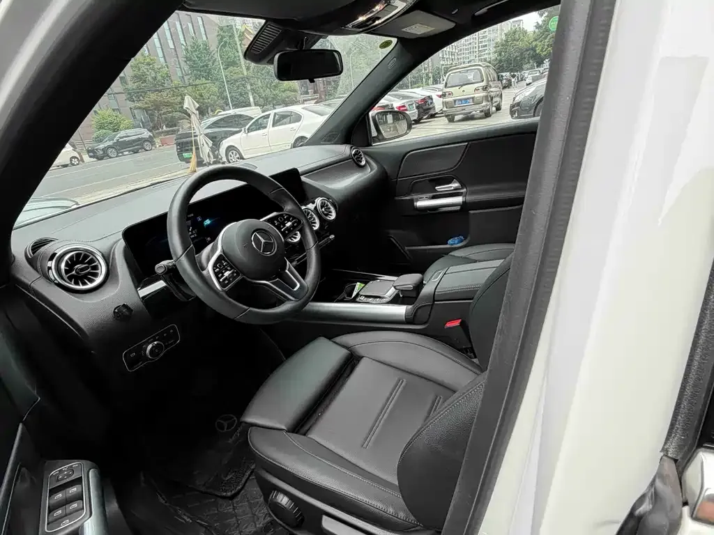 Mercedes-Benz GLA — фото 5