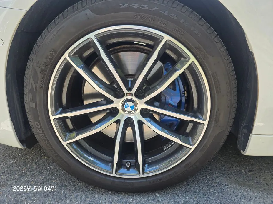 BMW 5-Series 2023 из KR, фото 10