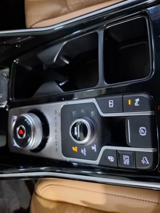 Kia Sorento — фото 7