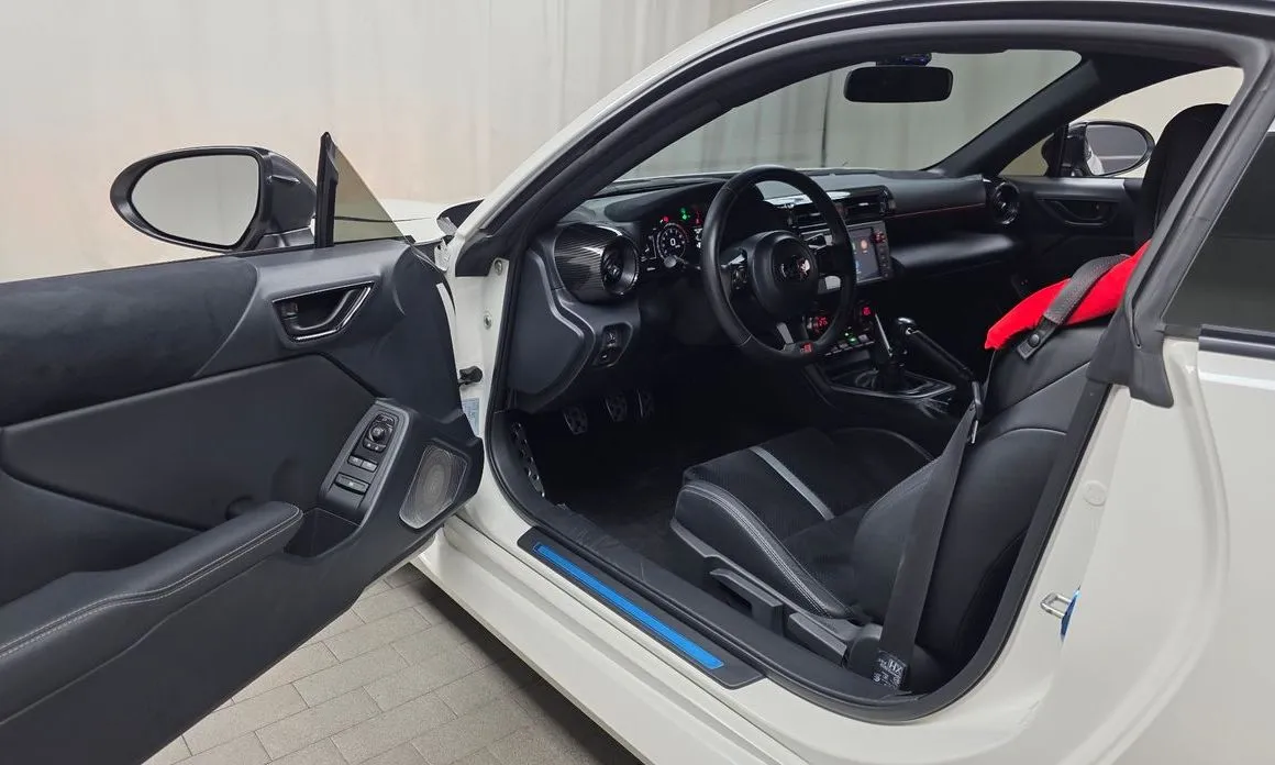 Toyota 86 2024 из KR, фото 4