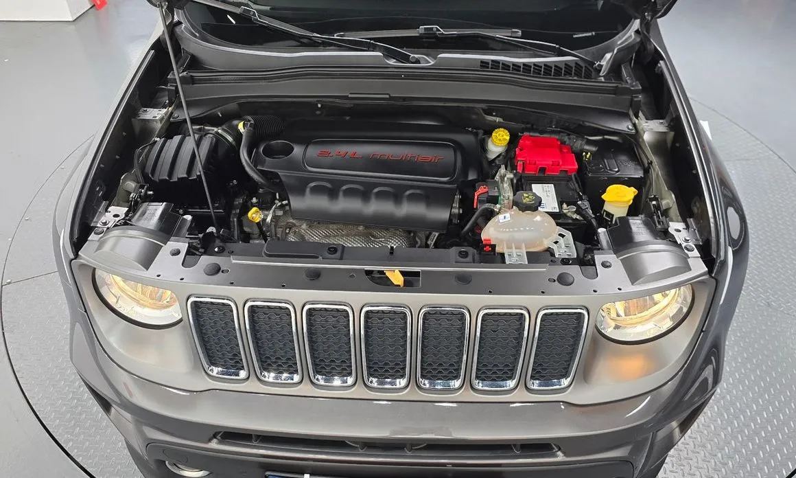 Jeep Renegade 2021 из KR, фото 9