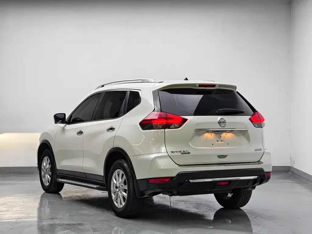 Nissan X-Trail — фото 3