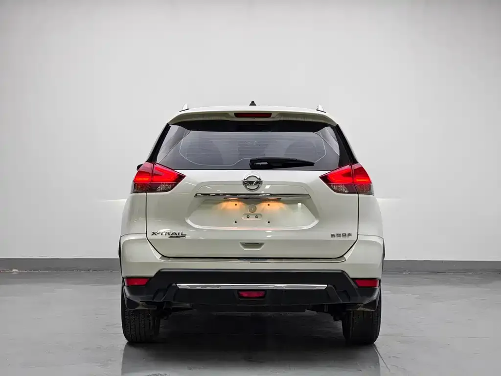 Nissan X-Trail — фото 2