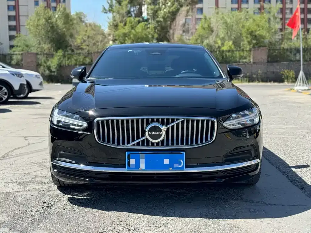Volvo S90 — фото 3