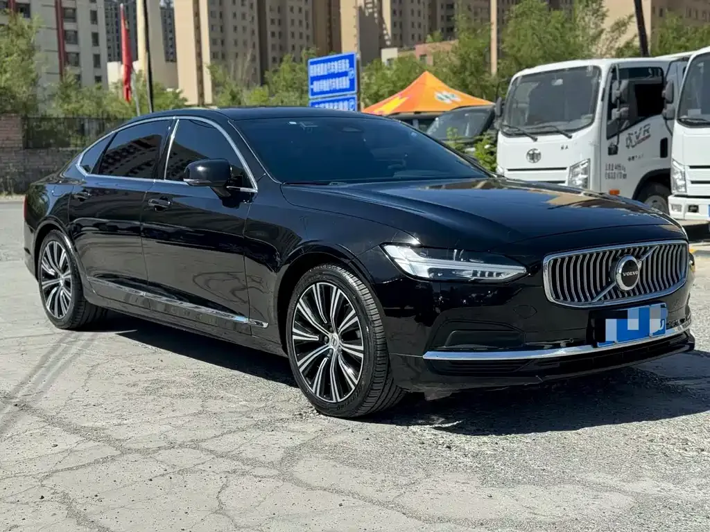 Volvo S90 — фото 7