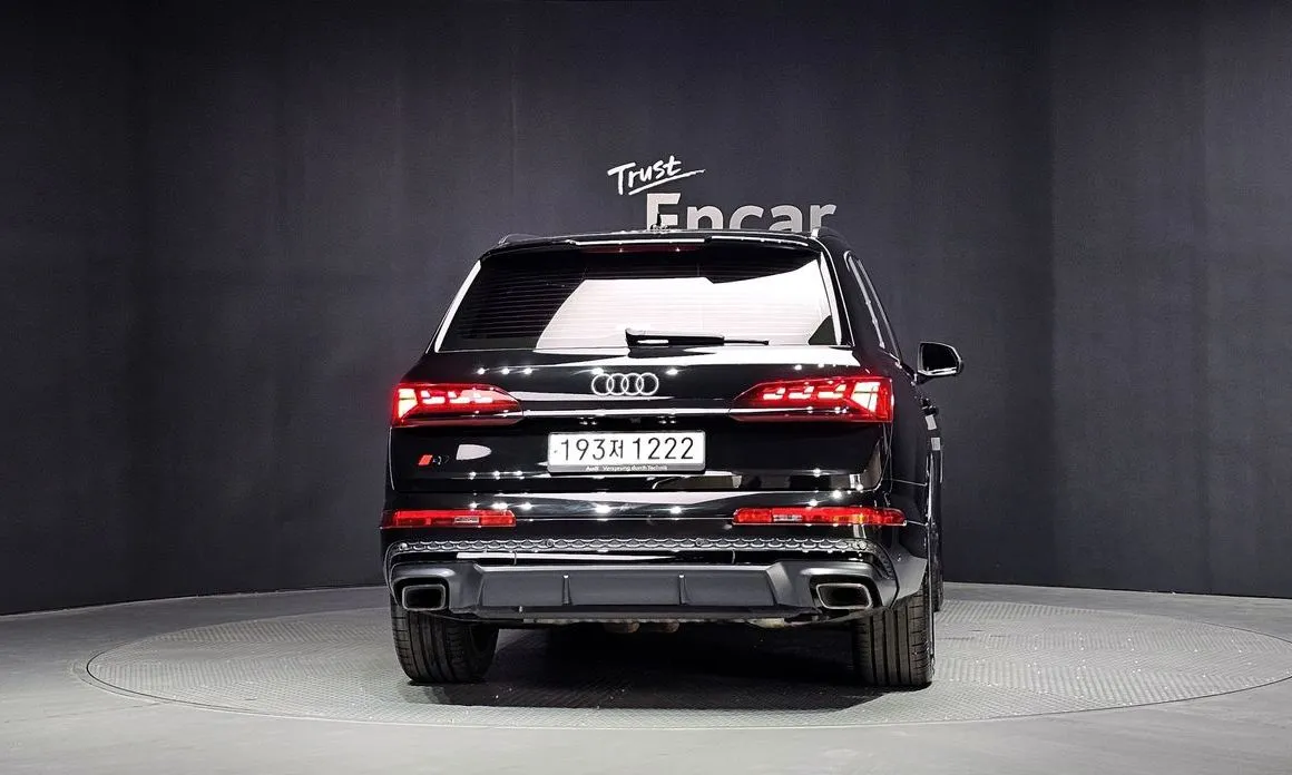 Audi Q7 — фото 3