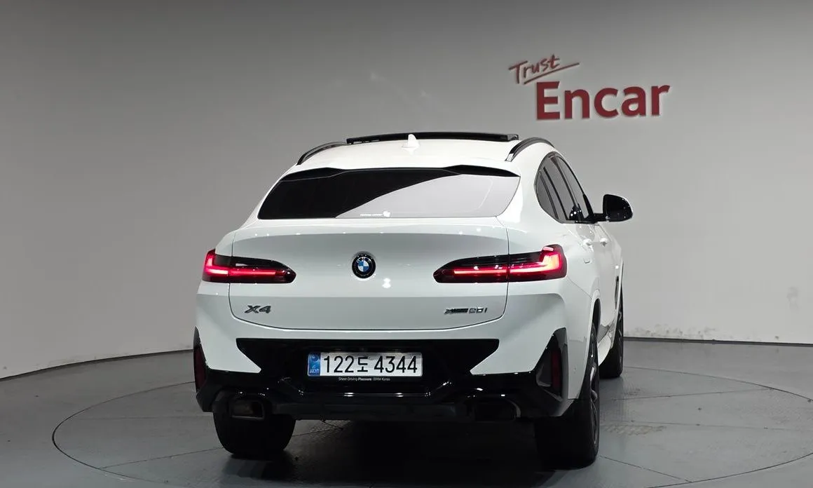BMW X4 2025 из KR, фото 4