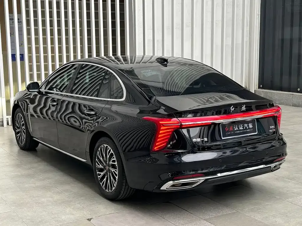 Hongqi H5 — фото 6