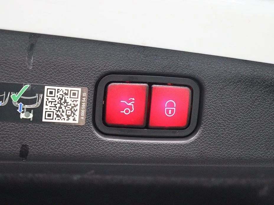 Mercedes-Benz E-Class 2025 из KR, фото 6