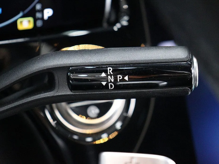 Mercedes-Benz E-Class 2025 из KR, фото 4