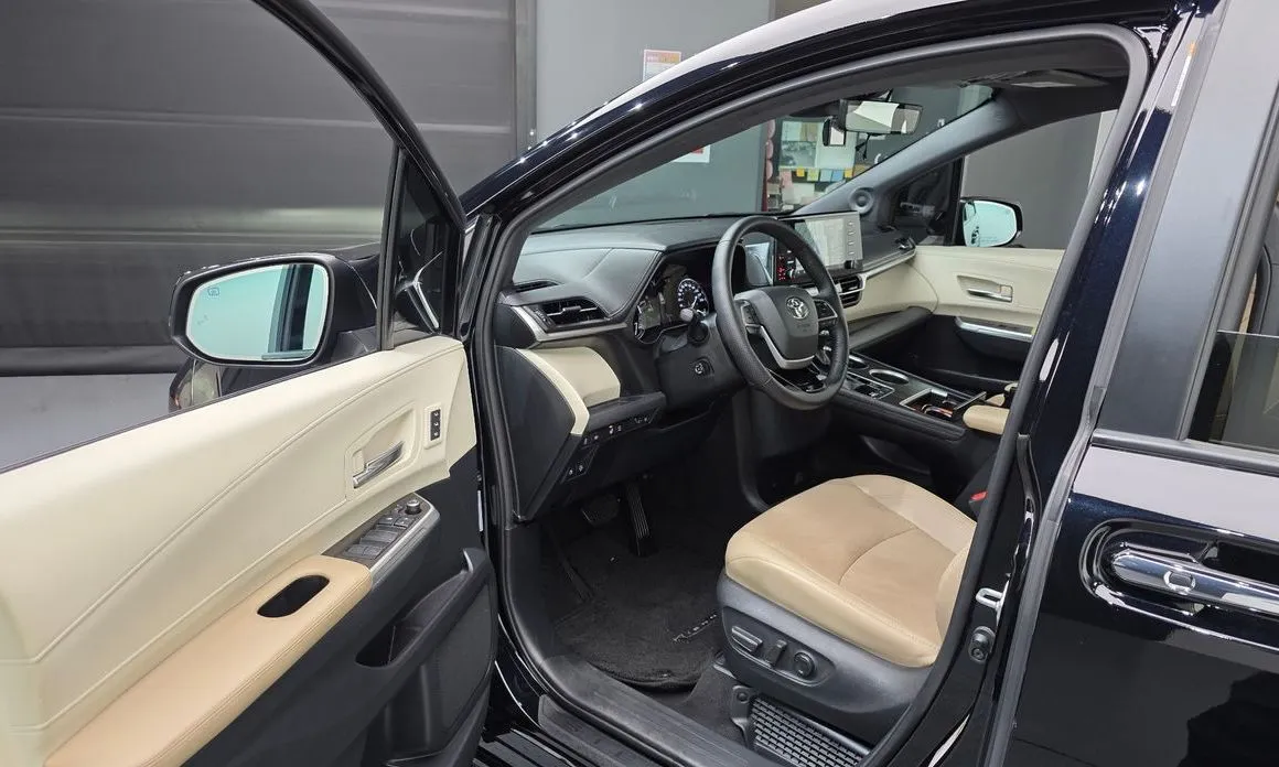 Toyota Sienna 2021 из KR, фото 8