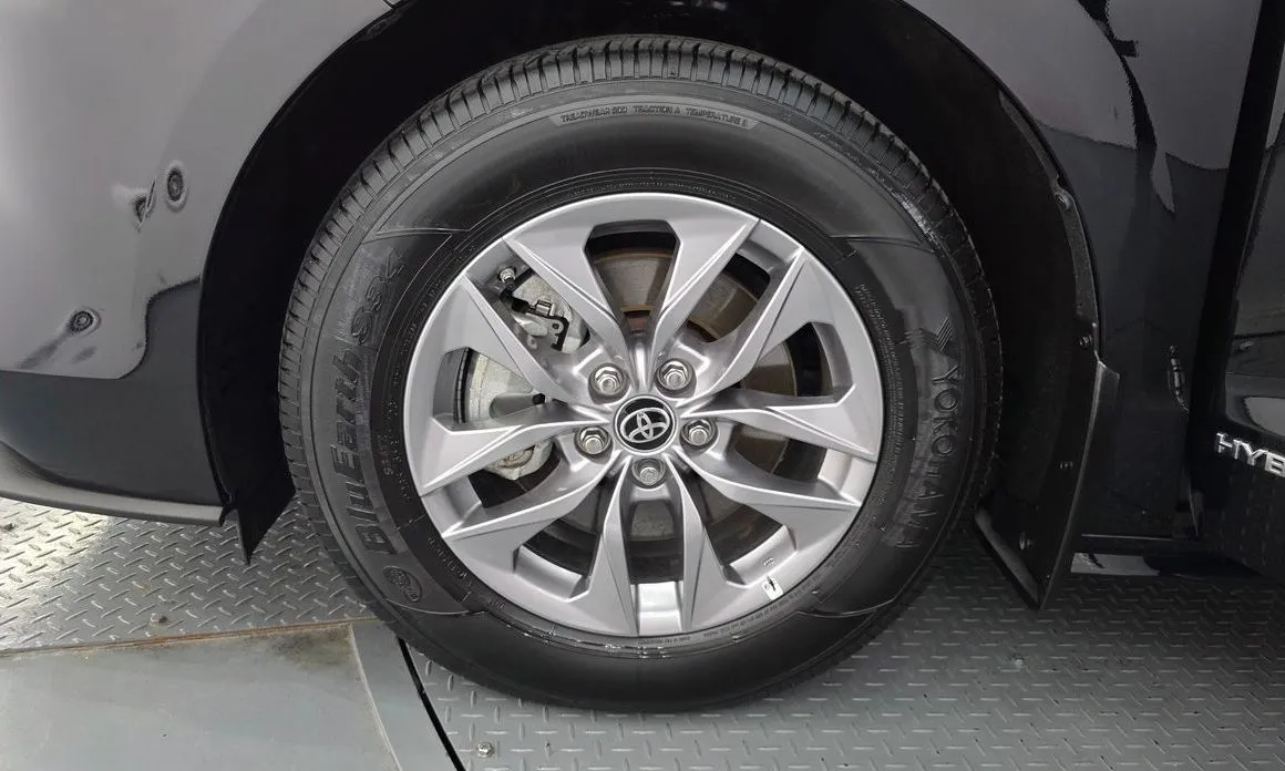 Toyota Sienna 2021 из KR, фото 7