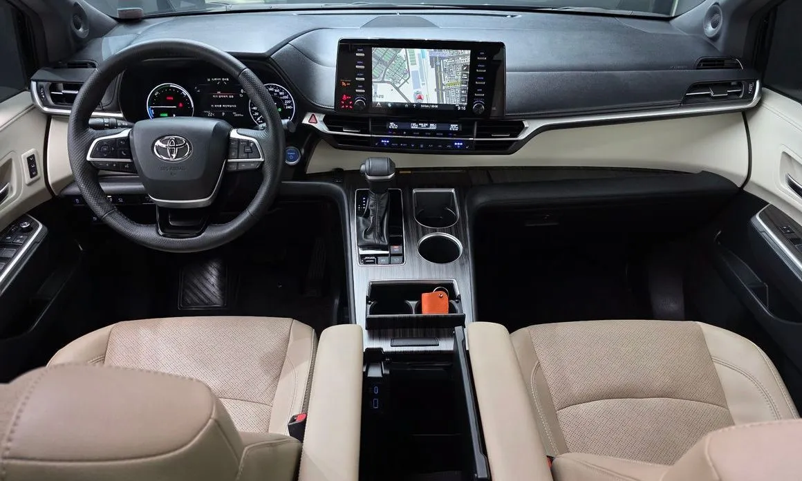 Toyota Sienna 2021 из KR, фото 10