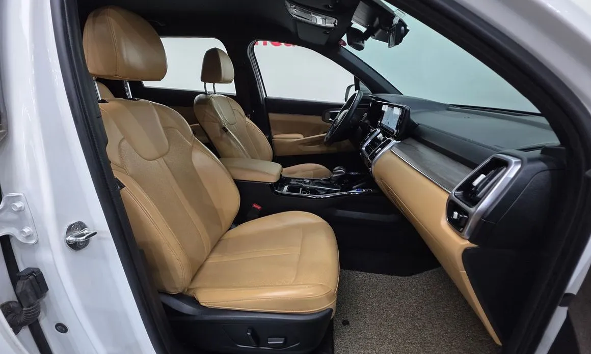 Kia Sorento — фото 10