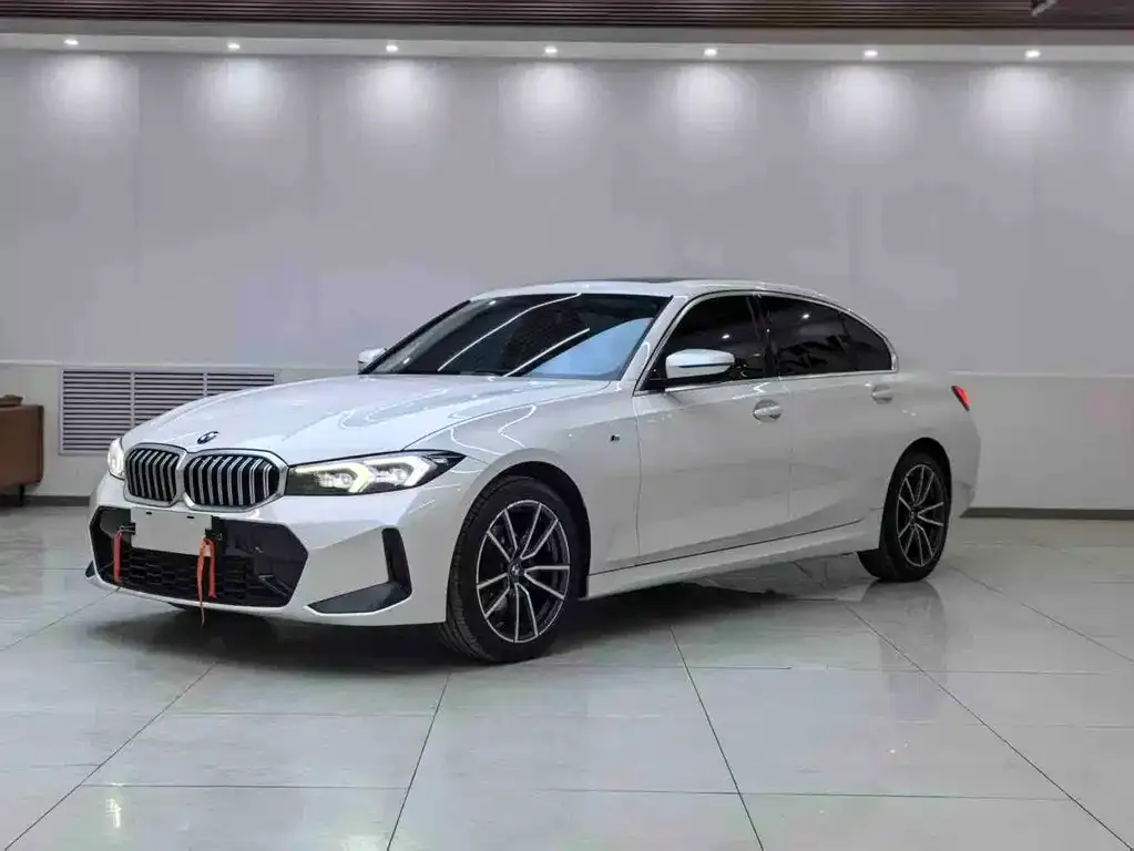 BMW 3 Series — фото 1