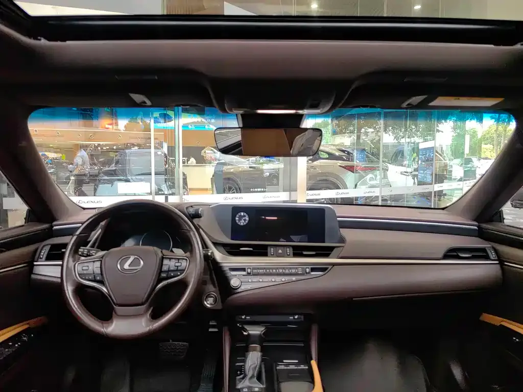 Lexus ES 2021 из CN, фото 3