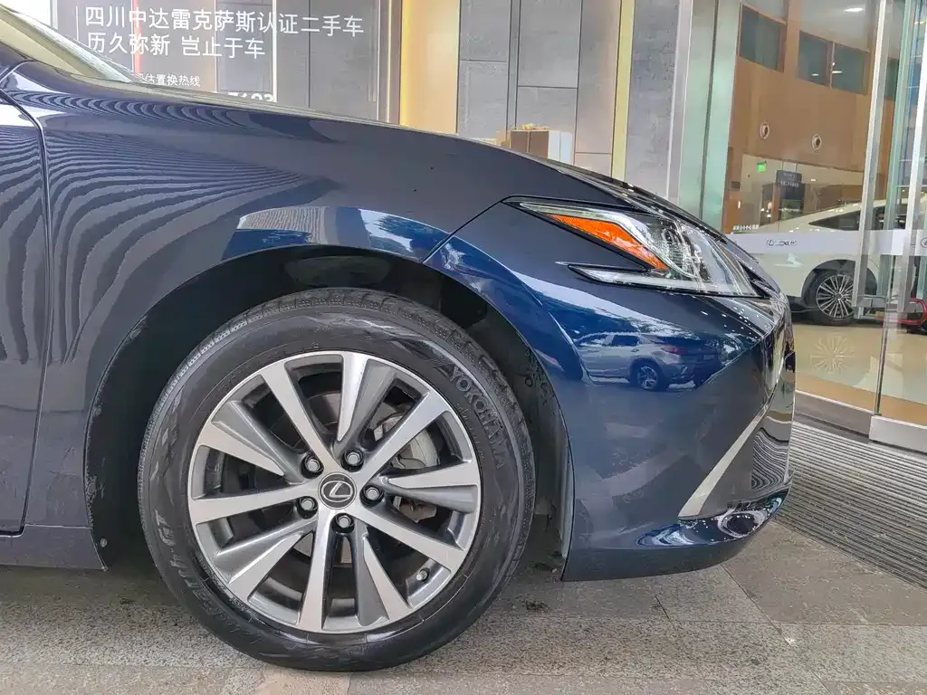 Lexus ES 2021 из CN, фото 4