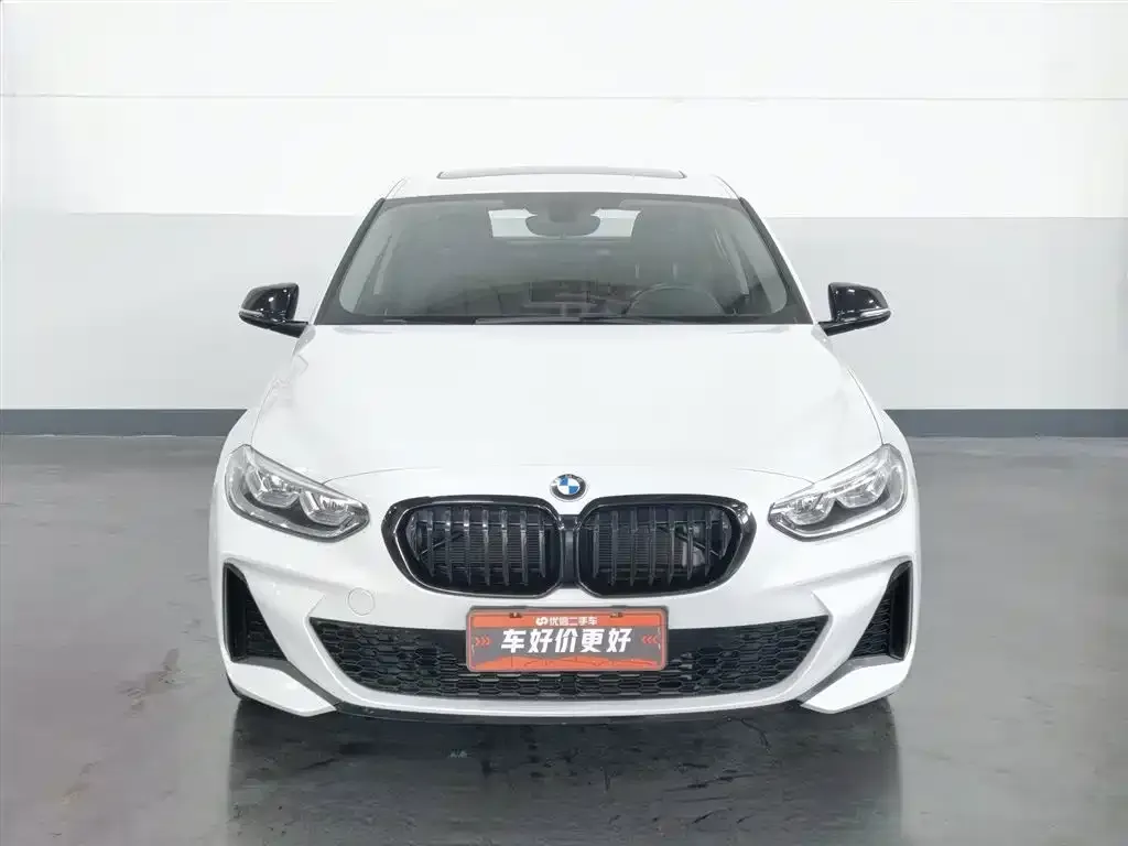 BMW 1 Series 2021 из CN, фото 7