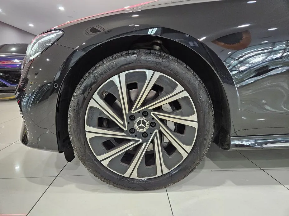 Mercedes-Benz E-Class 2025 из KR, фото 9