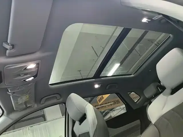 Changan UNI-Z New Energy 2025 из CN, фото 10