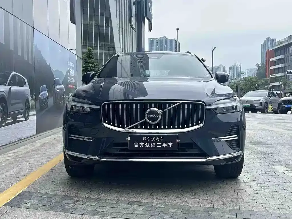 Volvo XC60 — фото 3