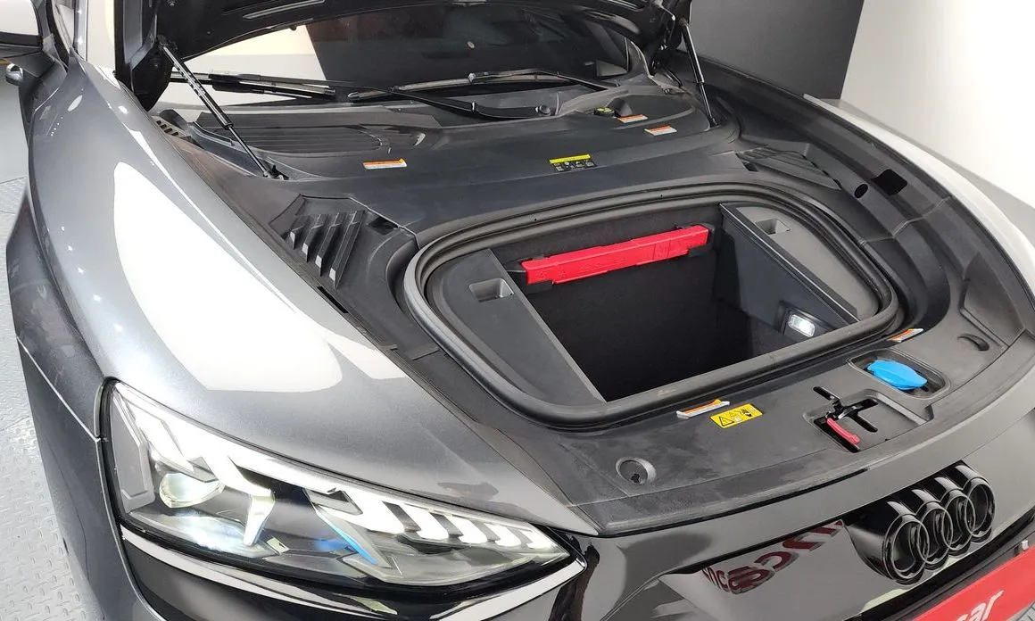 Audi e-tron GT 2022 из KR, фото 6