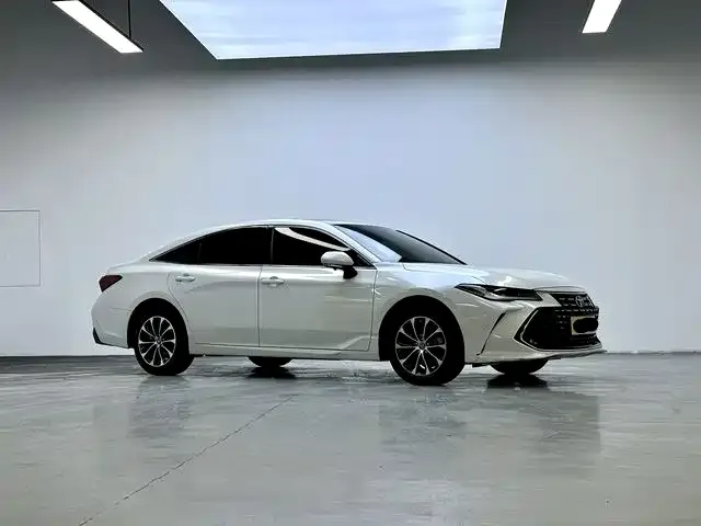 Toyota Avalon 2023 из CN, фото 8