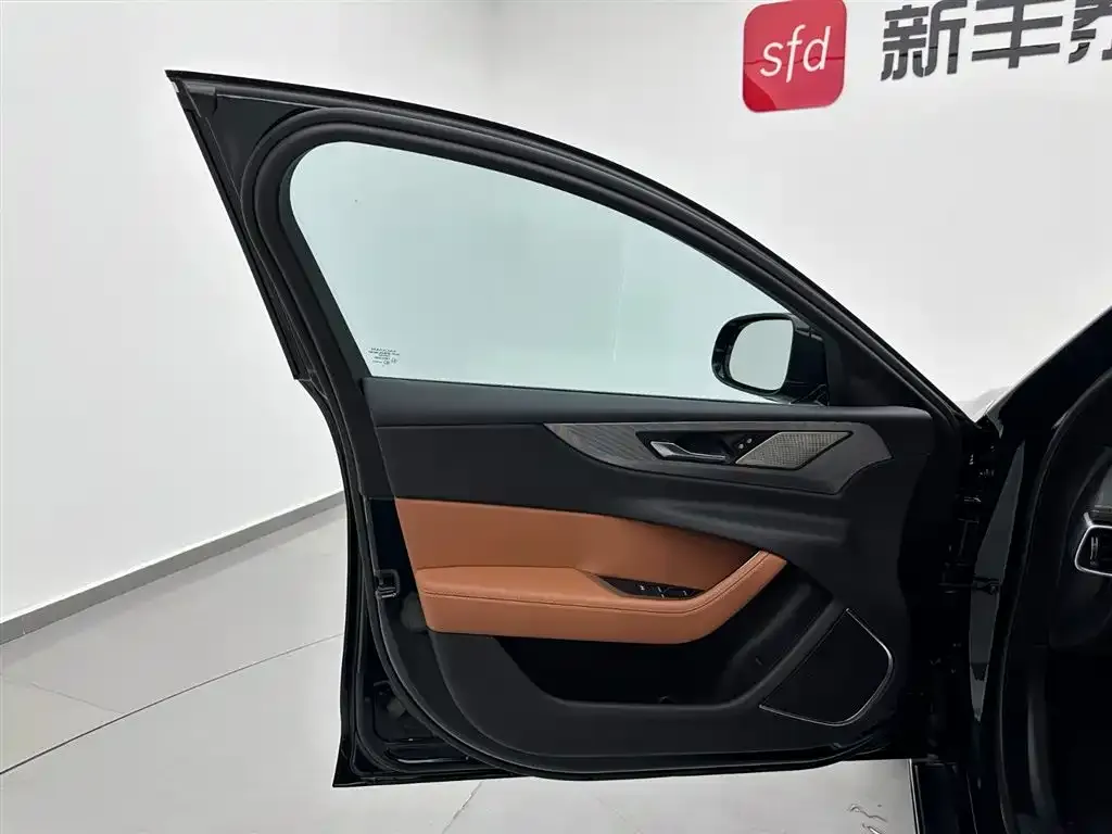 Jaguar XEL 2024 из CN, фото 7