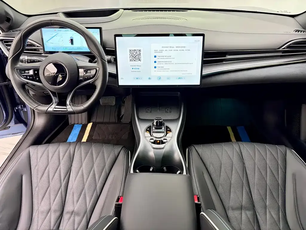BYD Seal — фото 9