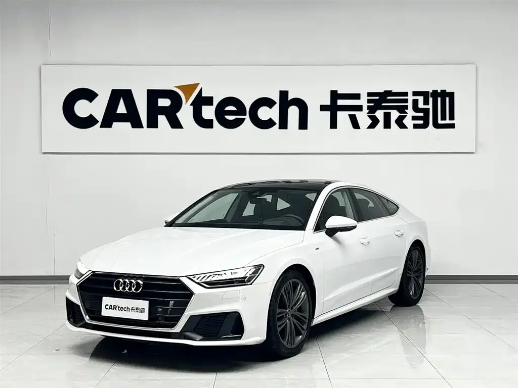 Audi A7 — фото 1