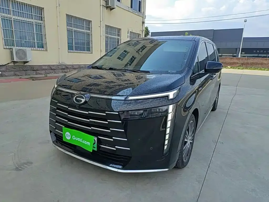 GAC Motor 传祺E8 PHEV — фото 8