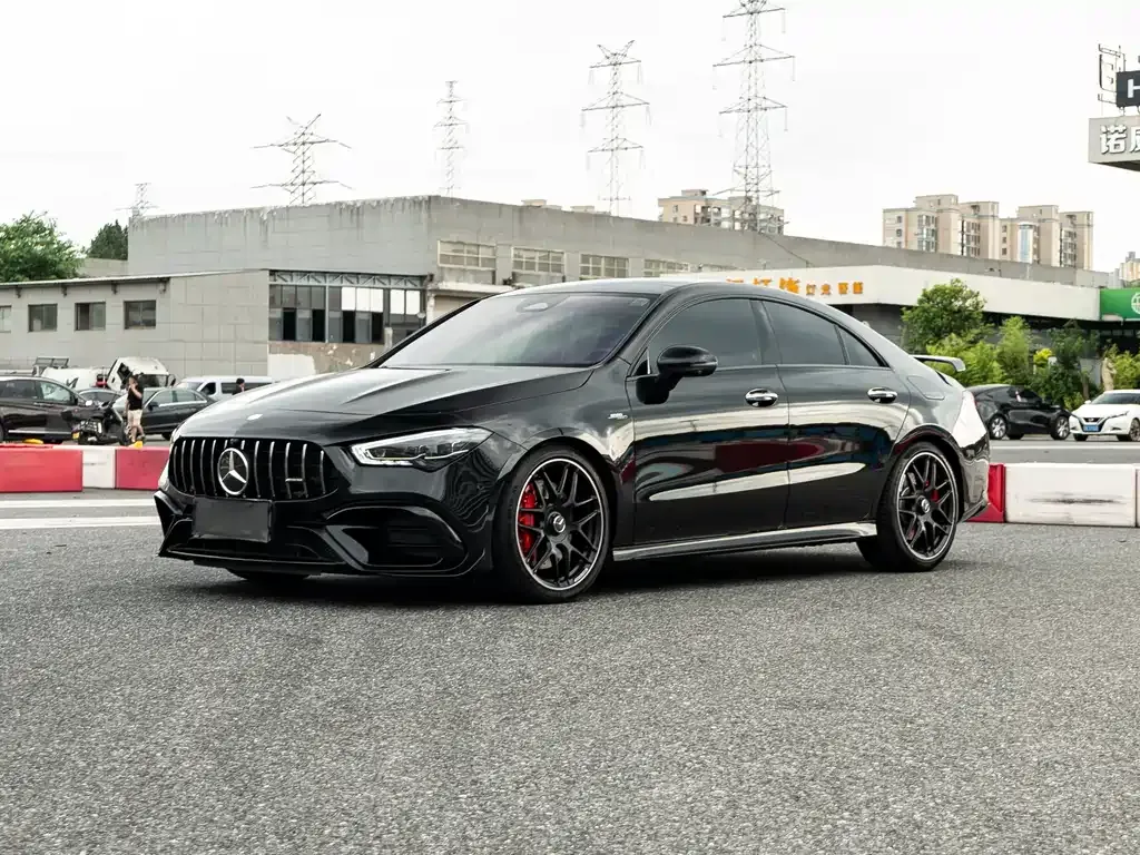 Mercedes-Benz CLA AMG — фото 1
