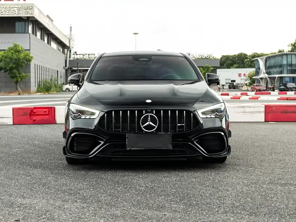 Mercedes-Benz CLA AMG — фото 9