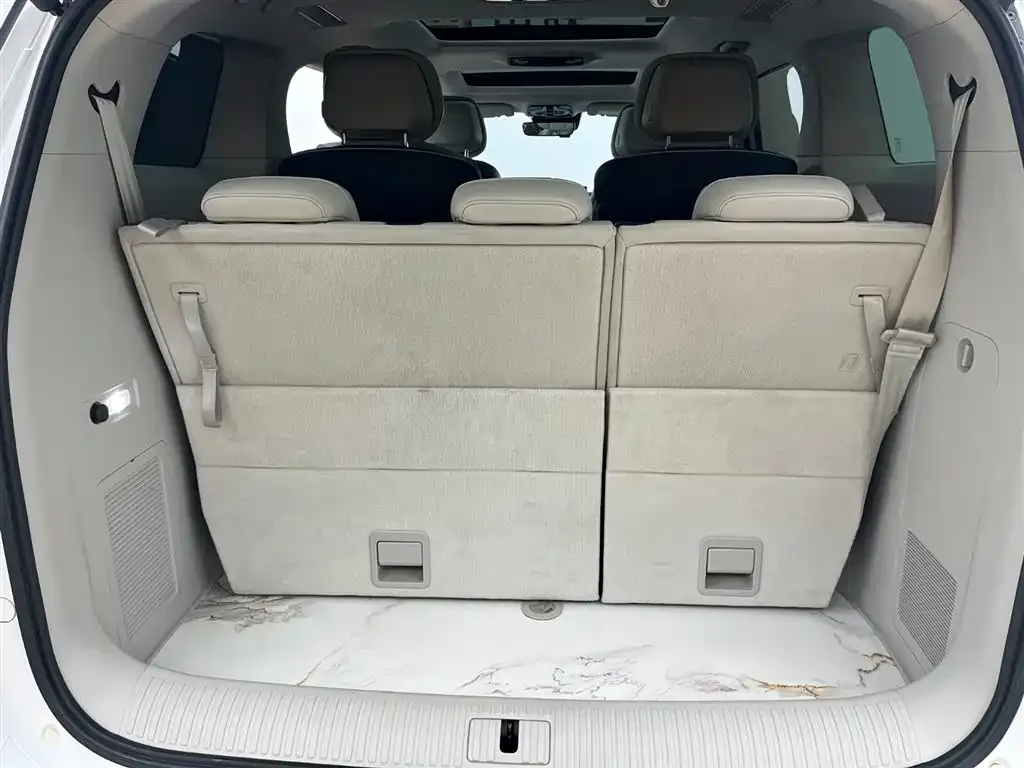 Roewe iMAX8 — фото 4