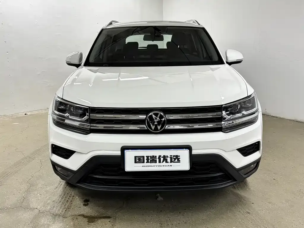 Volkswagen Tharu — фото 10