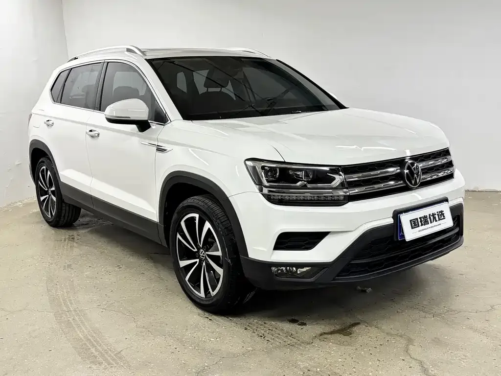Volkswagen Tharu — фото 8